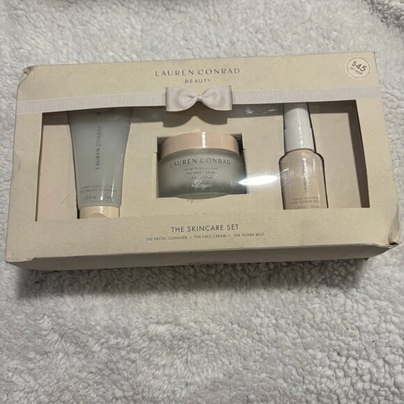 Lauren Conrad Beauty Skincare Set - Picture 2 of 4
